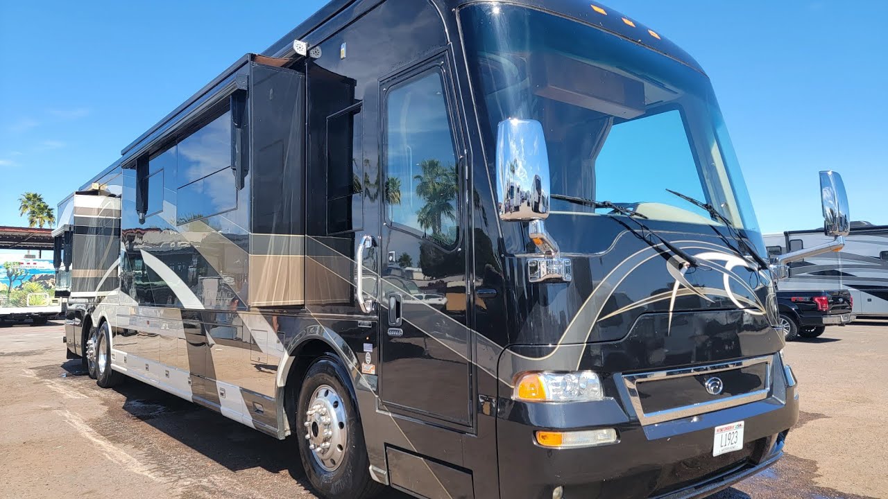 2005 Country coach Affinty 770 LX.