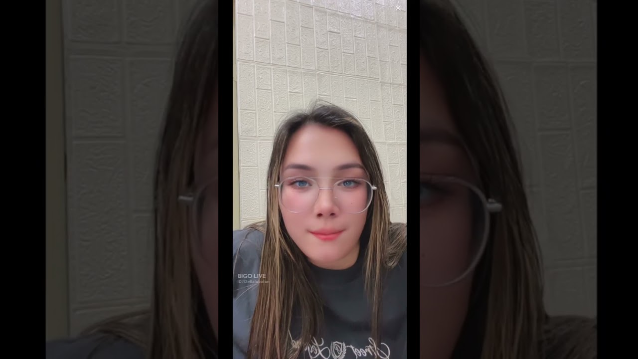 Hot girl (pretty girl) 215 