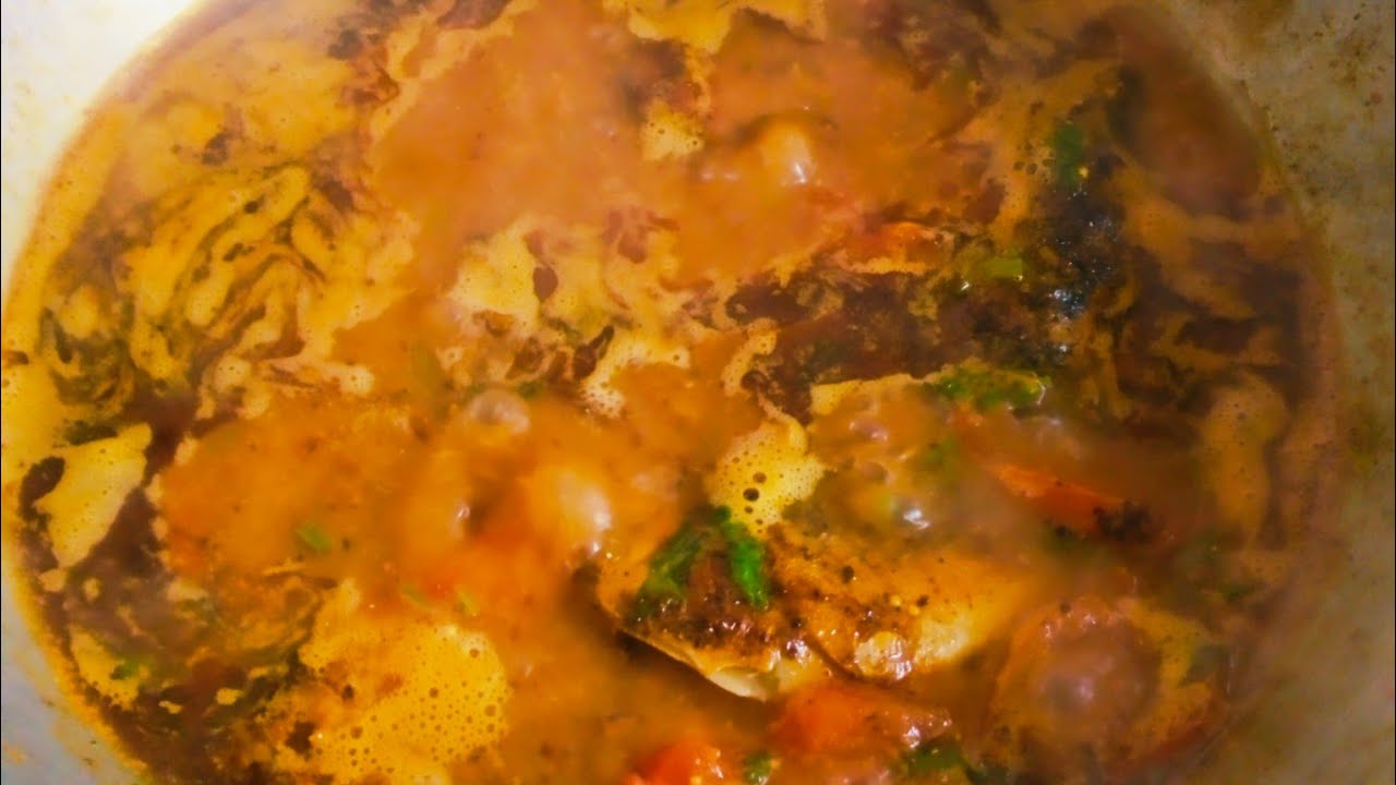Desi style fish curry recipe 😋#shama home kitchen 
