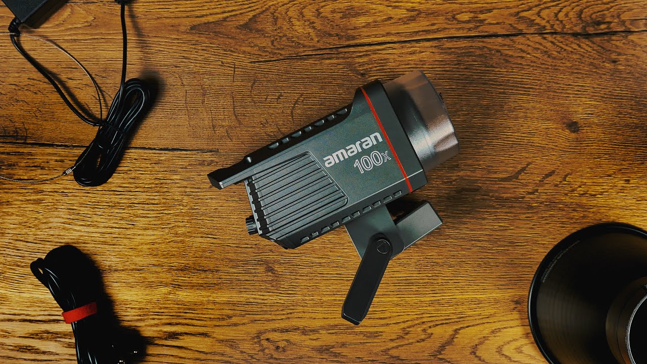Aputure Amaran 100x - idealna lampa dla początkujących tw&oacute;rc&oacute;w