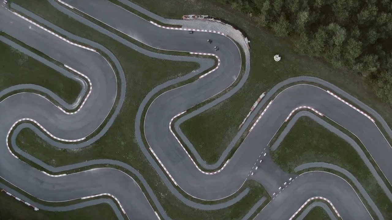 Sur les routes de Need For Speed (clip officiel) (audio officiel)