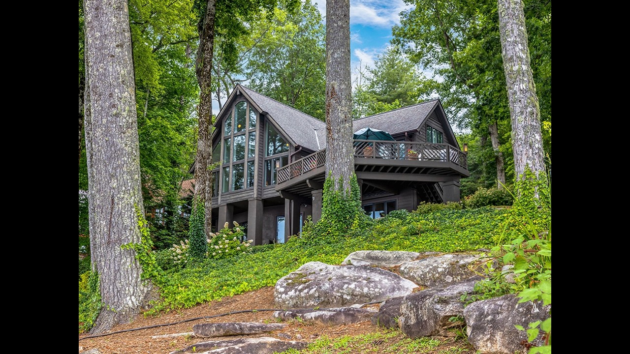 122 Indian Trace - Lake Toxaway, NC