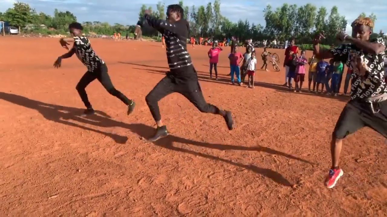 Cheick Karembe et son danseur