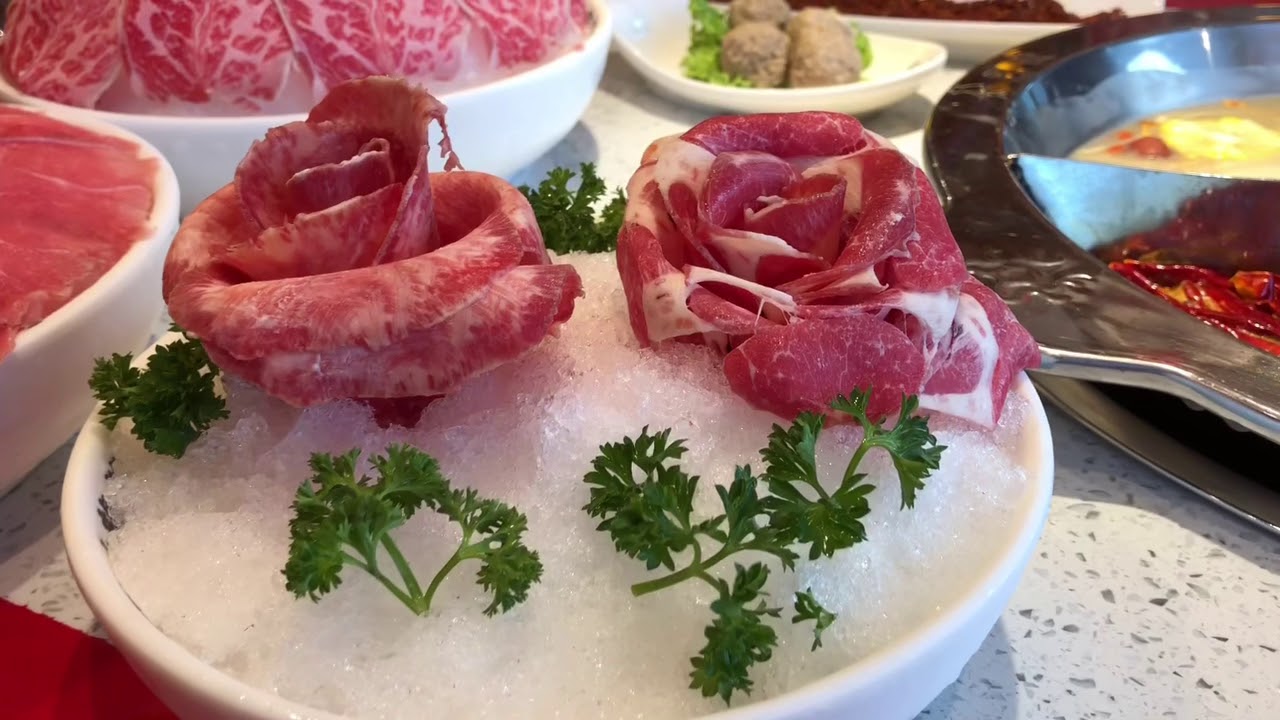 Video 2 of 3 , Da Long Yi Hotpot 大龙燚火锅 Singapore