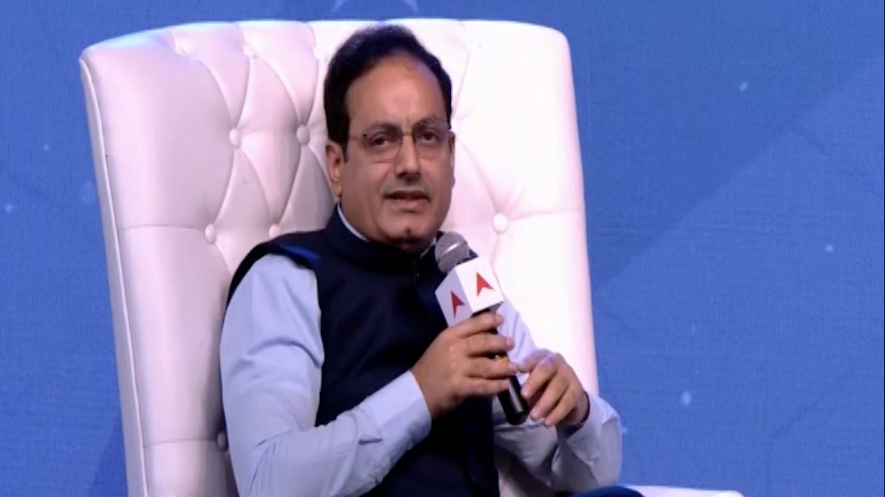 Ideas of India 2023 Vikas Divyakirti : IAS विद्यार्थ्यांना घडवणारे, भिती घालवणारे विकास दिव्यकिर्ती