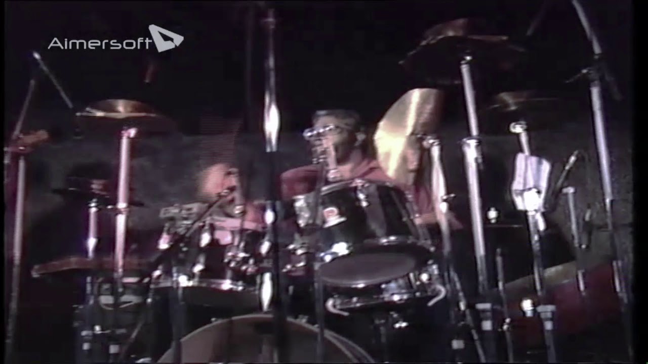 David Moss DRUMMING (1989):  53 seconds of  a groove