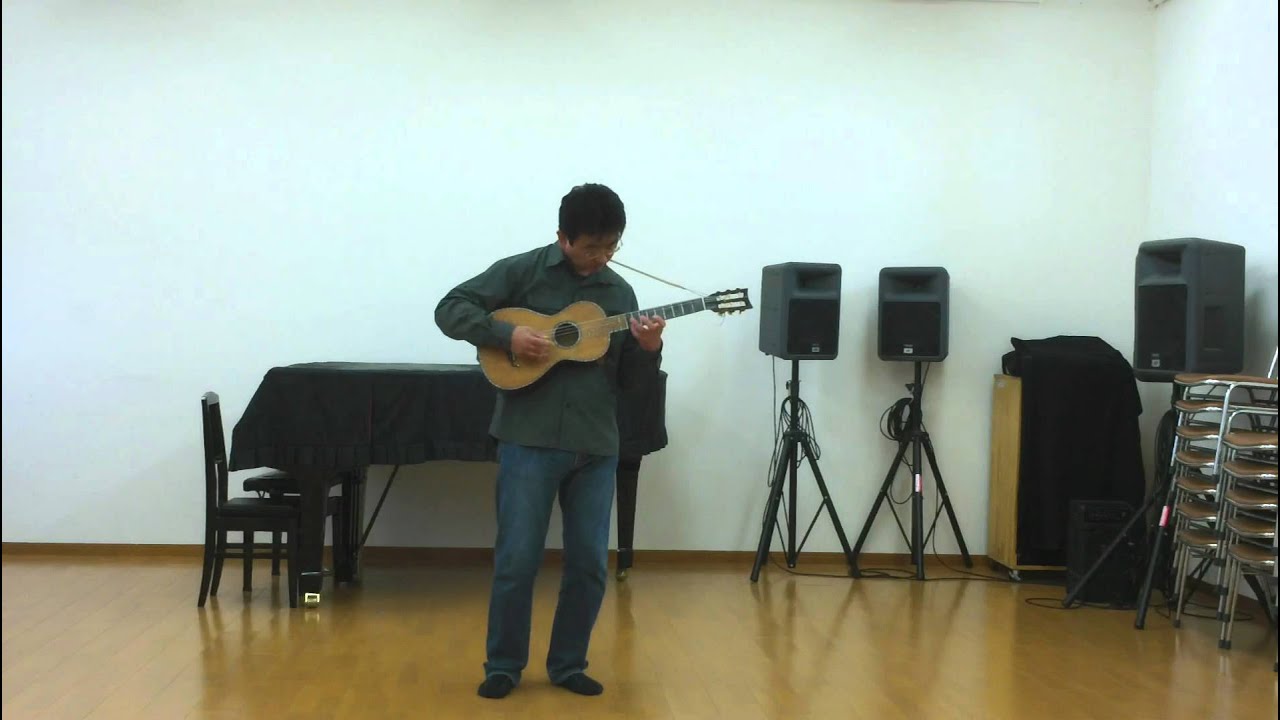 La Campanella by N.Paganini~M.Carcassi on 19th century guitar