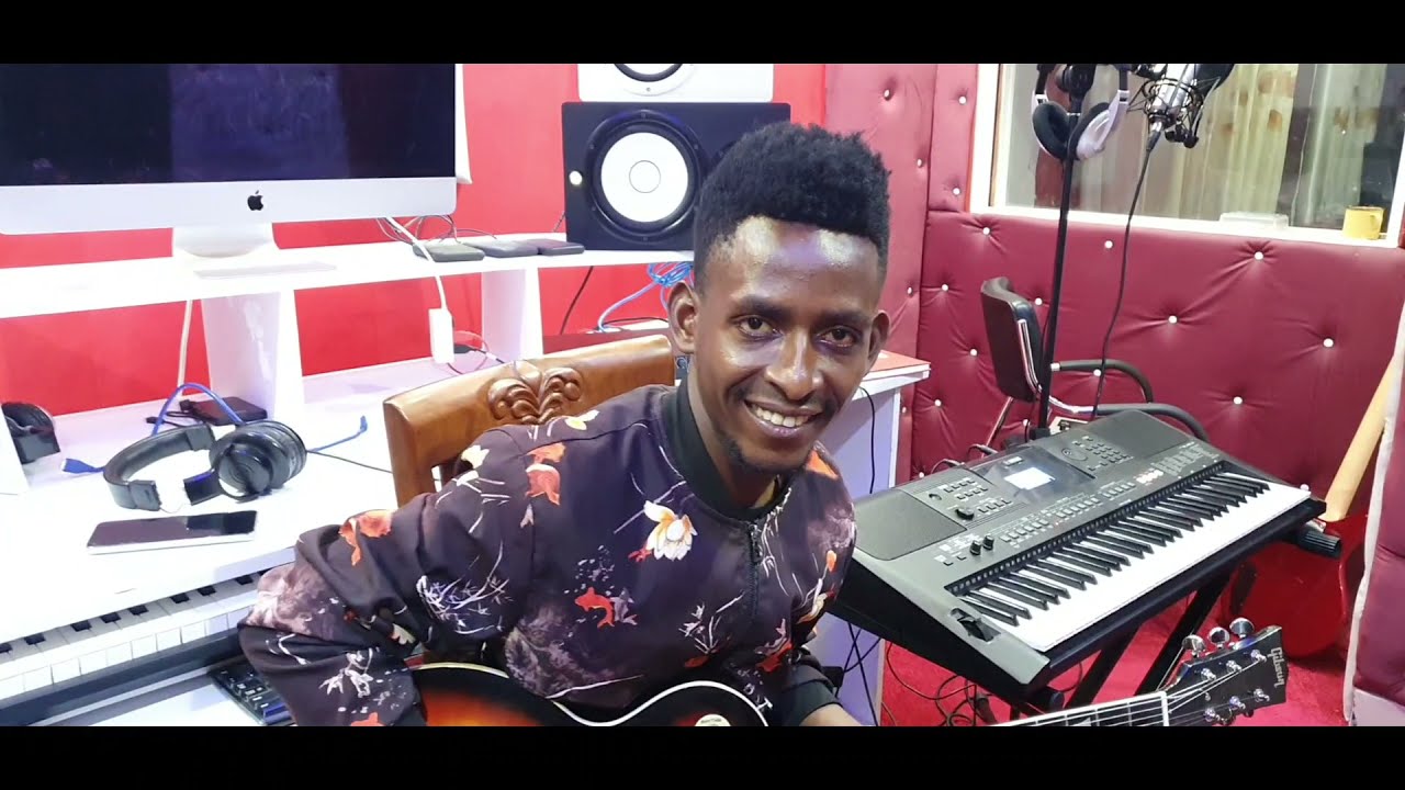 Ala!! Meet this Wonderful soul 24 year Old boy. @HiramMwendwa. Guitar Specialist 🎸..