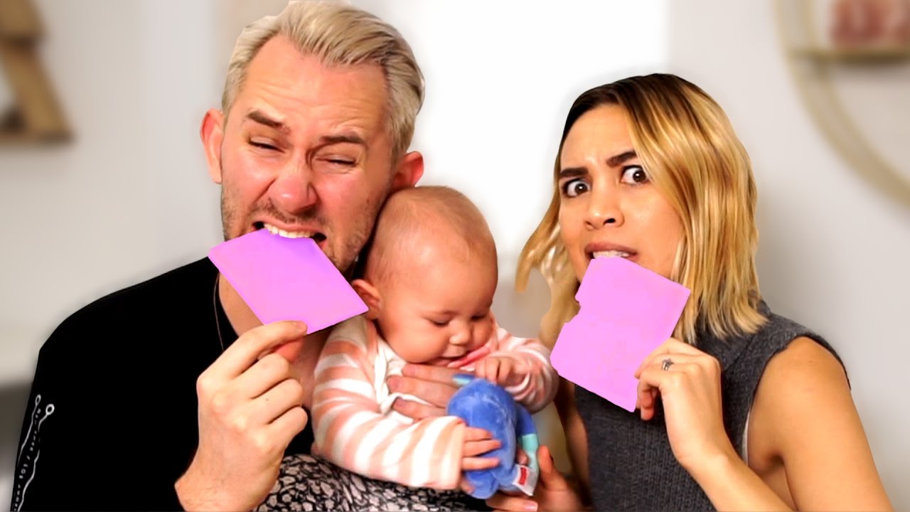 Edible Paper!? | Trying German Snacks!