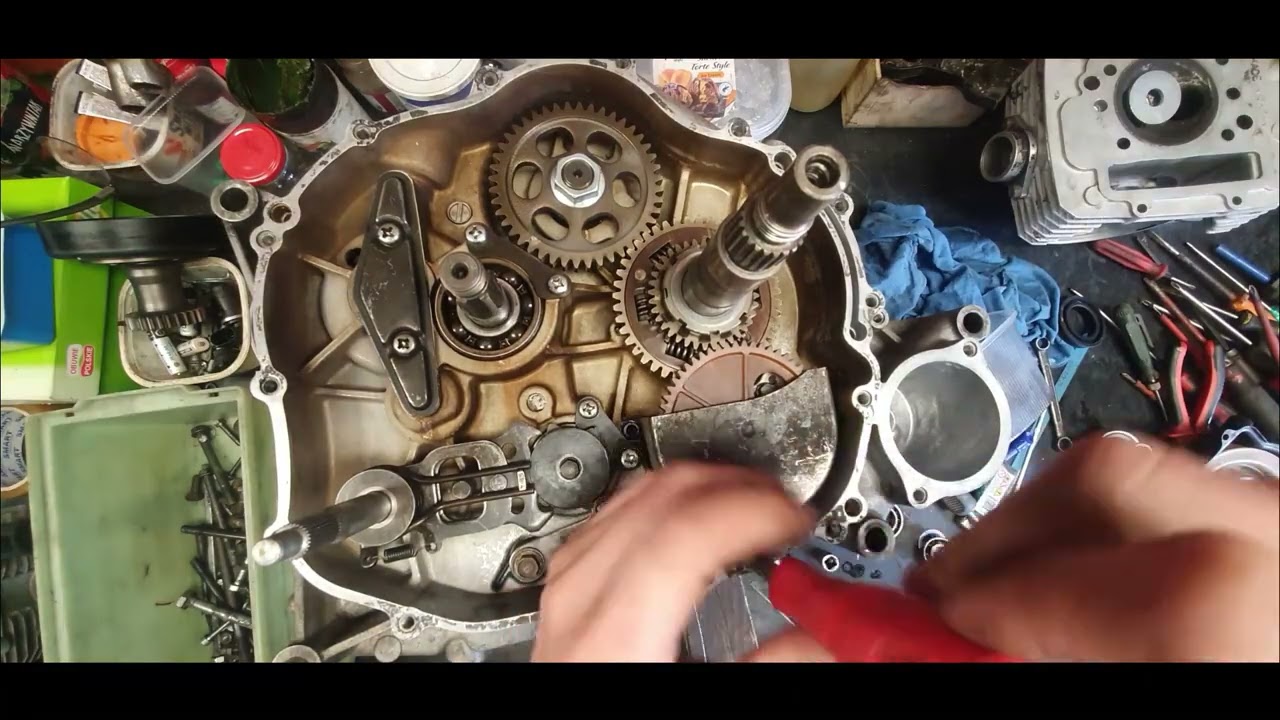 kawasaki klf 300 4x4 składanie silnika część 2