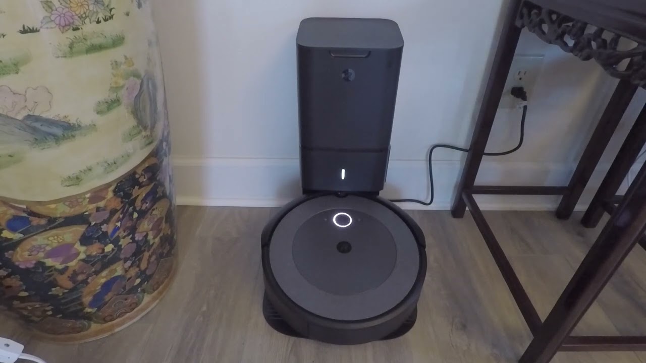 Распаковка, быстрая настройка и краткий обзор iRobot Roomba i3+ (i3550)