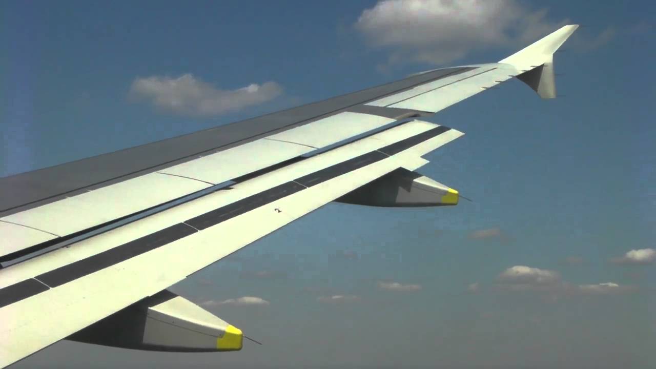 Swiss A320-200 landing at Belgrade