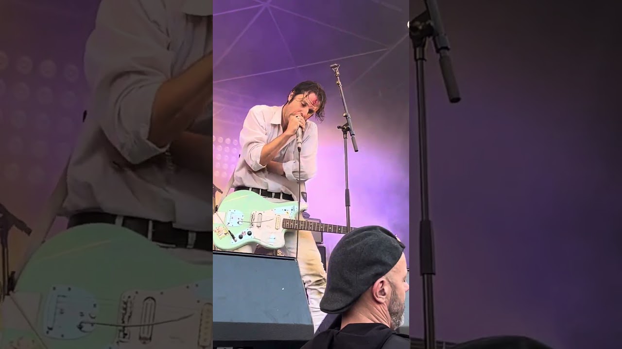 Long Hours - People (live at Binic Folk and Blues Festival 2023)