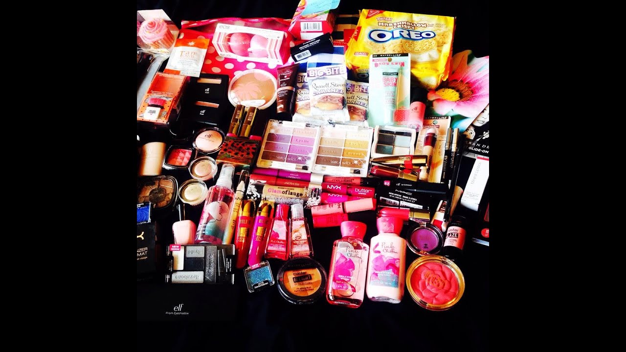 HUGE MAKEUP SWAP UNBOXING! ♡ USA - UK!
