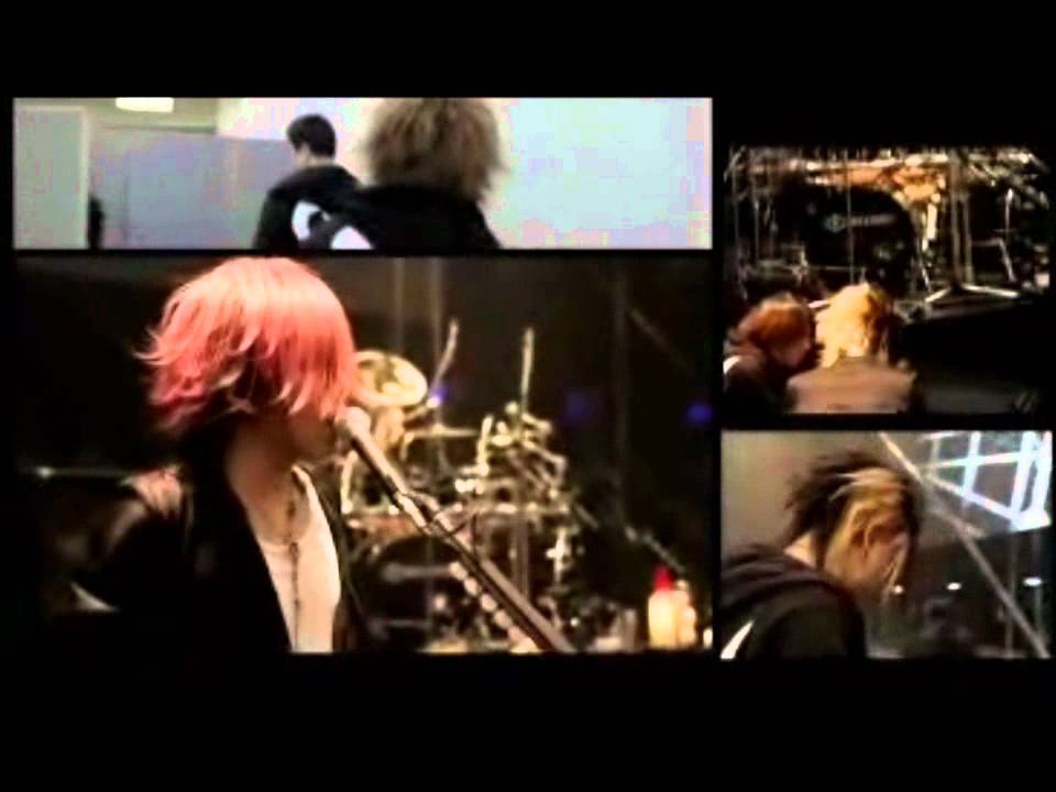 Aoi Laugh