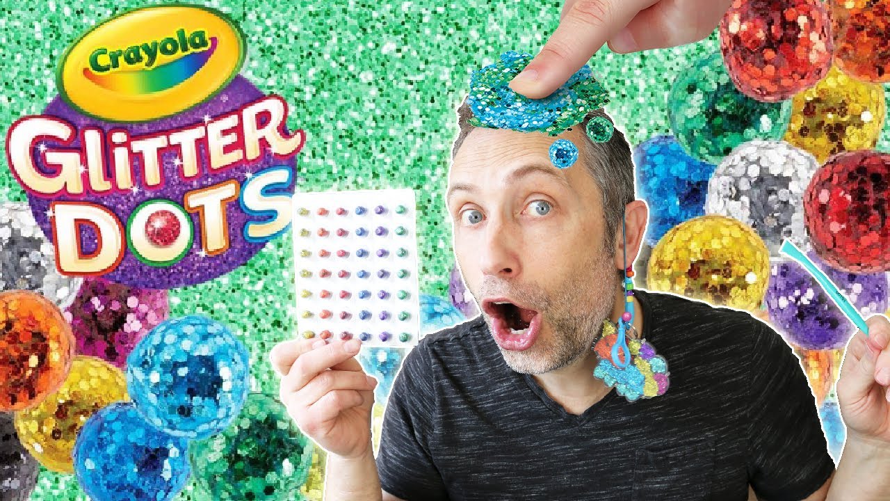 On ÉCRABOUILLE des PAILLETES sans pitié ! GLITTER DOTS de CRAYOLA ! NOUVEAUTÉ 2021 ! NEW !