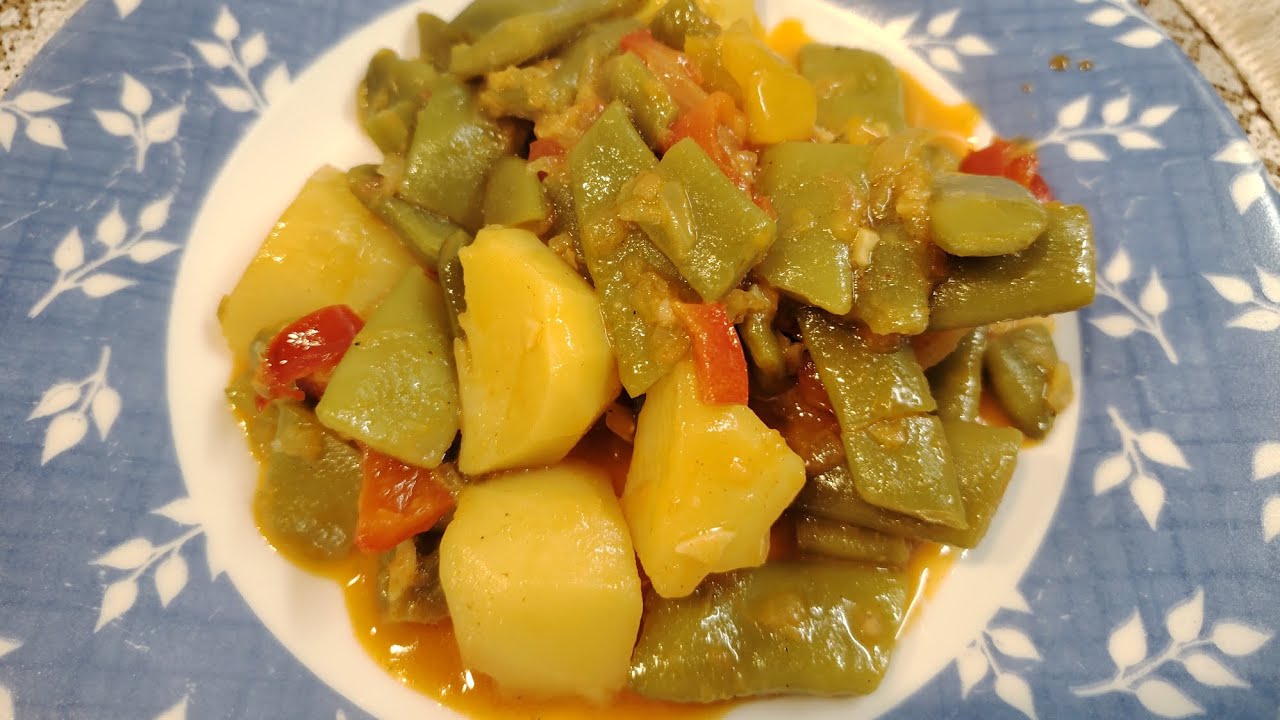 JUDÍAS VERDES GUISADAS.
