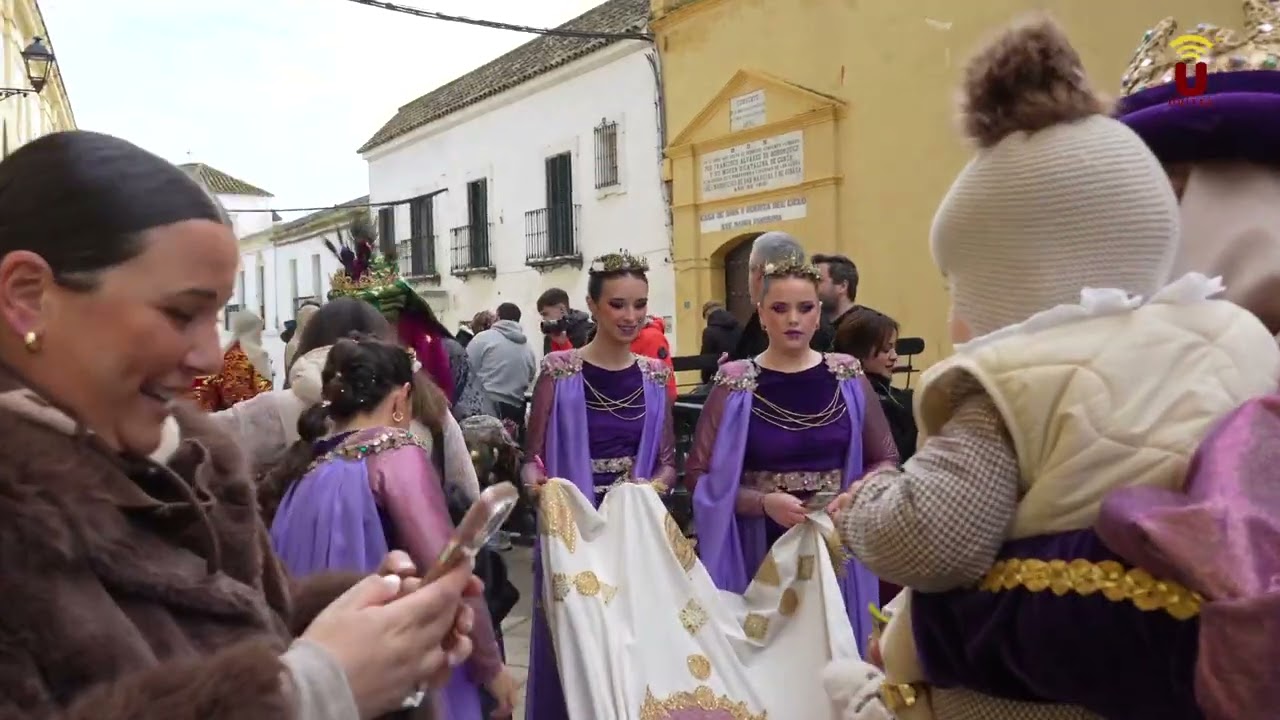 NOTICIA-2026-Los Reyes Magos recorrieron las calles de Utrera como antesala de la Cabalgata