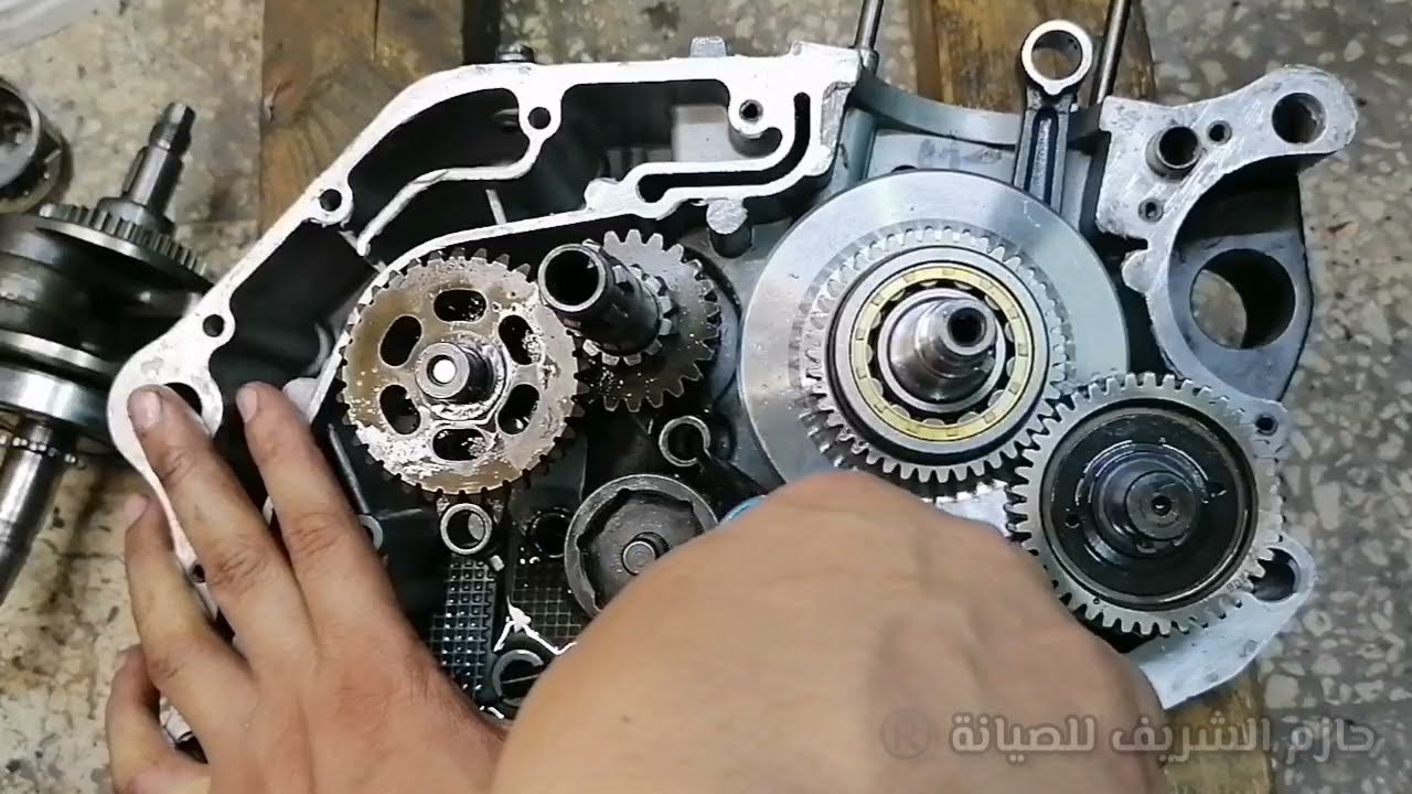 فك وتجميع قلب ماتور بينلي VLR وتغير الحدافة مع شرح للأجزاء الداخلية