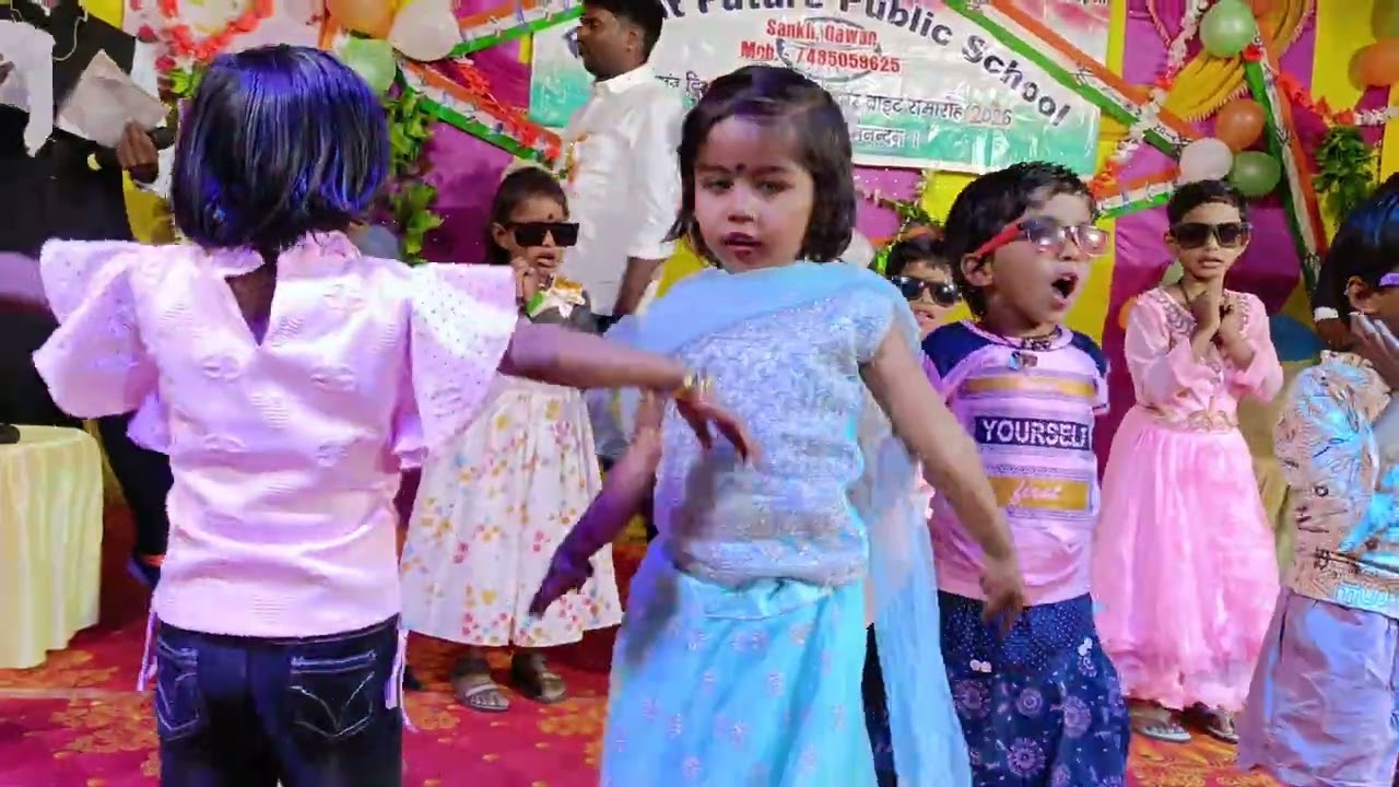 Dil hai Chhota sa song dance #cute #girls #republicday 