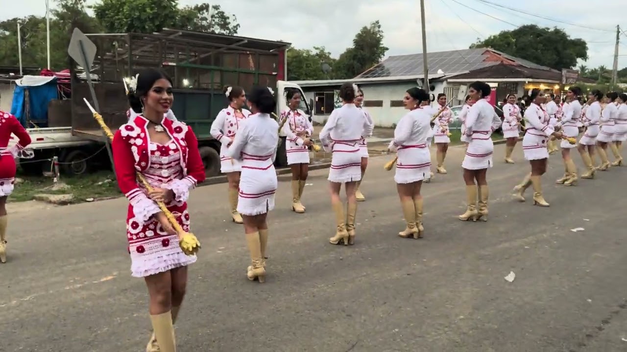 Batallón femenino Colegio Manuel María Tejada Roca - Las Tablas