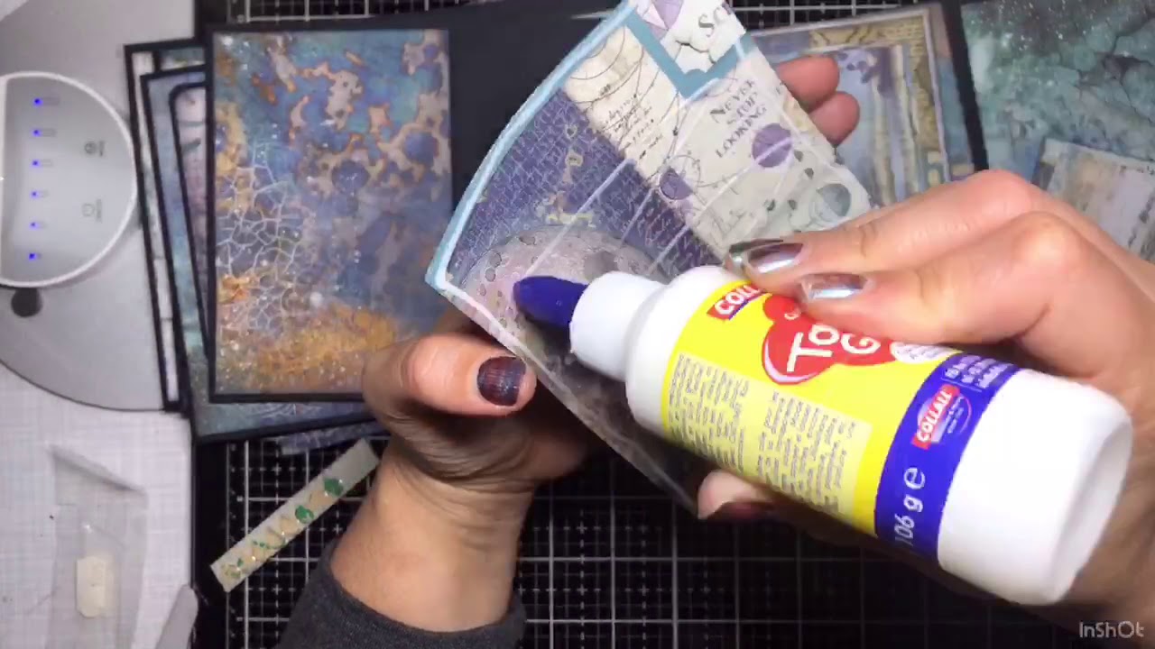 Process speedcrafting video making a mini album with Stamperia Cosmos collection