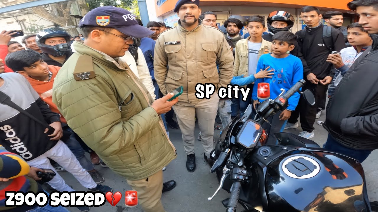 Z900 seized for loud exhaust | Reving hard my superbike | Caught by police #z900 #police #caught