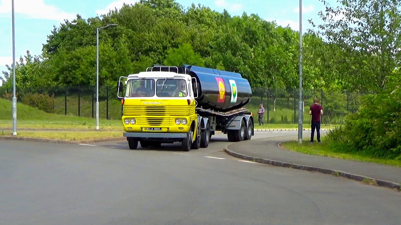Classic & Vintage Commercial Show - Gaydon 15-06-25 - Part 2