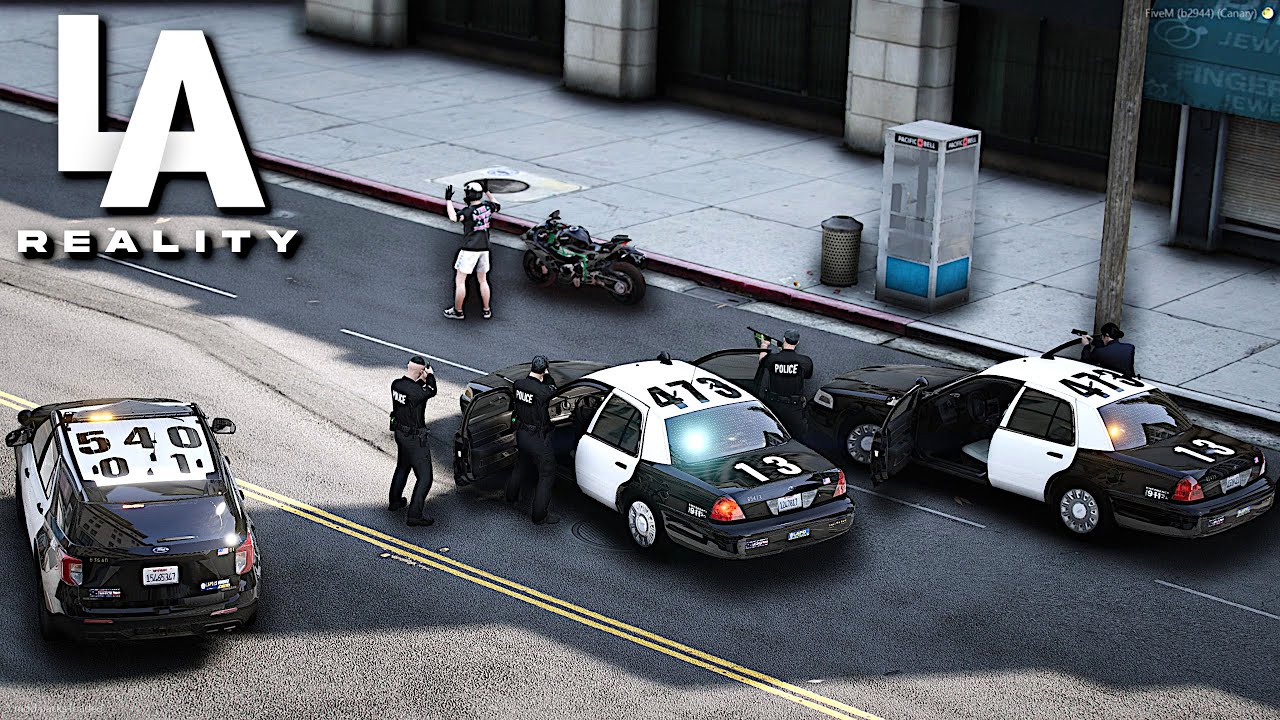 🔴LAPD - Realistic FiveM (Also LIVE @Twitch.tv/InvictusLIVE)