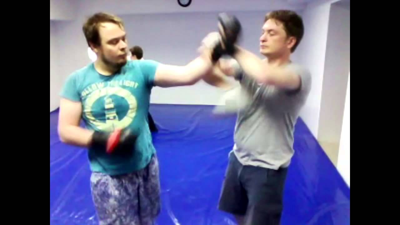 Винчунь и джиткундо в клубе 
