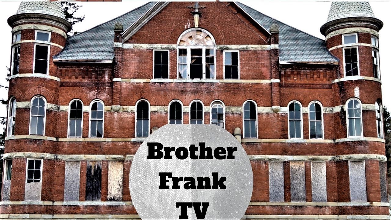 Abandoned School (Attic & Basement Included) New York... OMG!!!