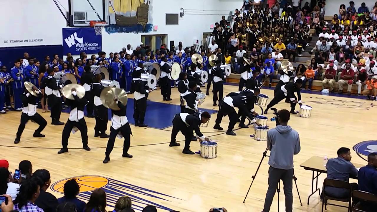 HUNTINGTON HIGH SCHOOL - GODS OF WAR DRUM LINE 4/30/2016