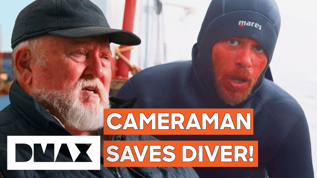 Cameraman Saves Vernon's New Diver When He Nearly Drowns! | Gold Divers