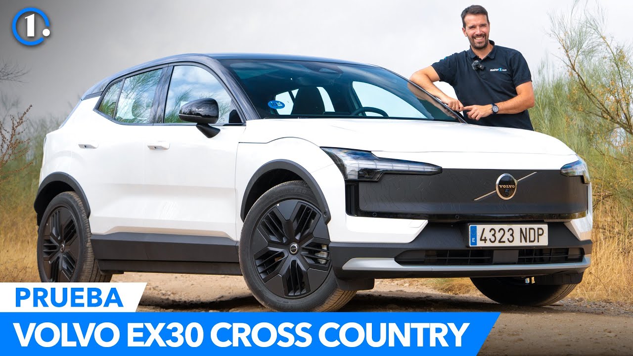 VOLVO EX30 CROSS COUNTRY | Probamos un SUV ELÉCTRICO URBANO 4X4 ¡con 428 CV! / Review en español