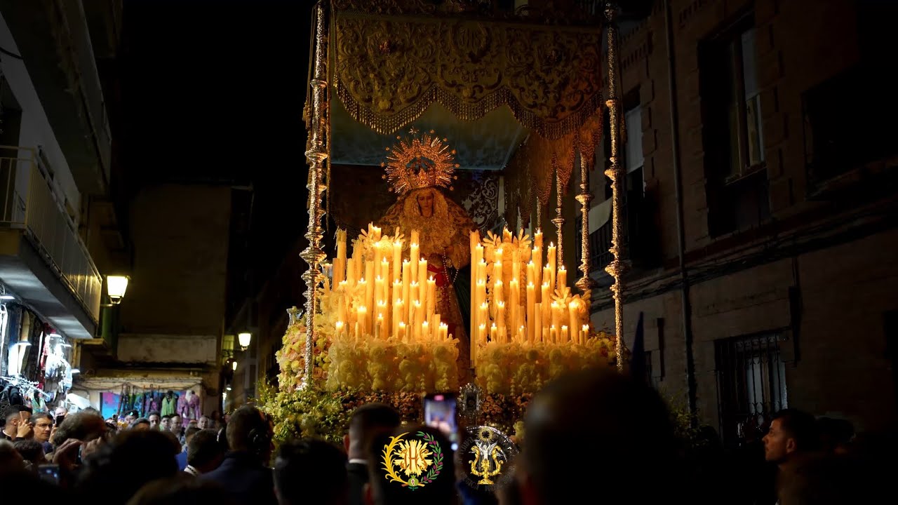 “Pasan los Campanilleros” -  M. López Farfán | Ntra. Sra. de la Paz, Borriquilla - Granada