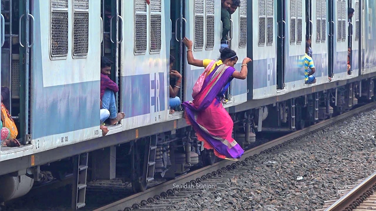 O my God || মহিলাটি কিভাবে ট্রেন থেকে ঝাঁপ দিলো