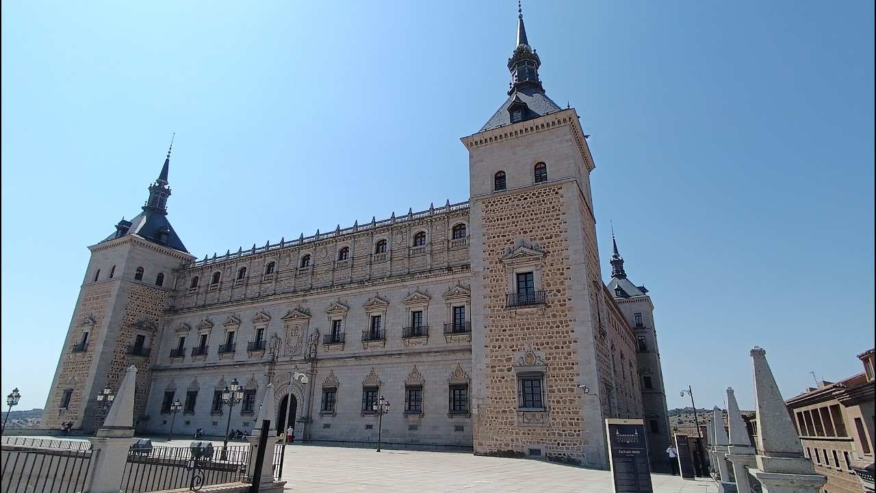 Alcázar de Toledo y Museo del Éjercito