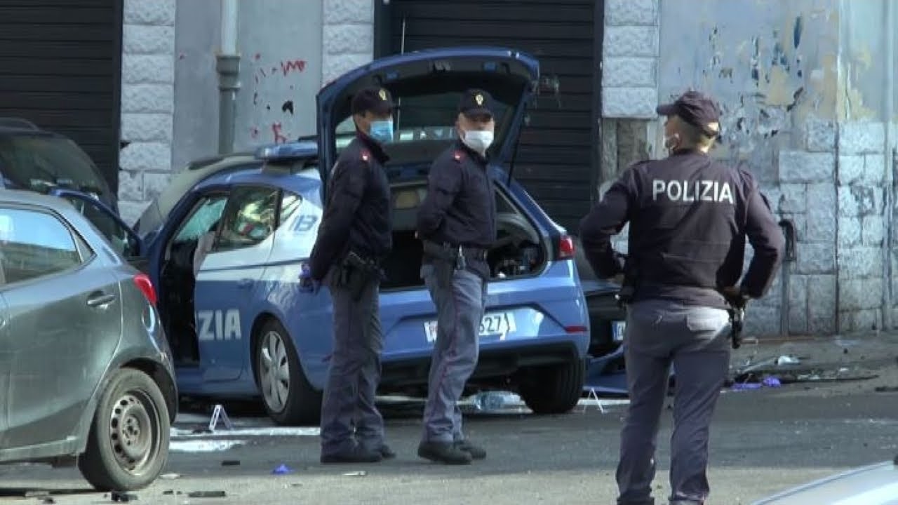A Napoli poliziotto muore mentre insegue dei rapinatori