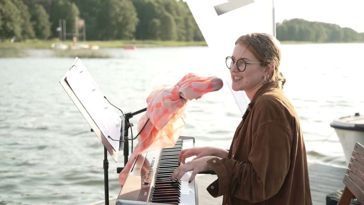 Justa Rubežiūtė - Užtrauktukas (Kostas Smoriginas) Water Music Palū&scaron;ė