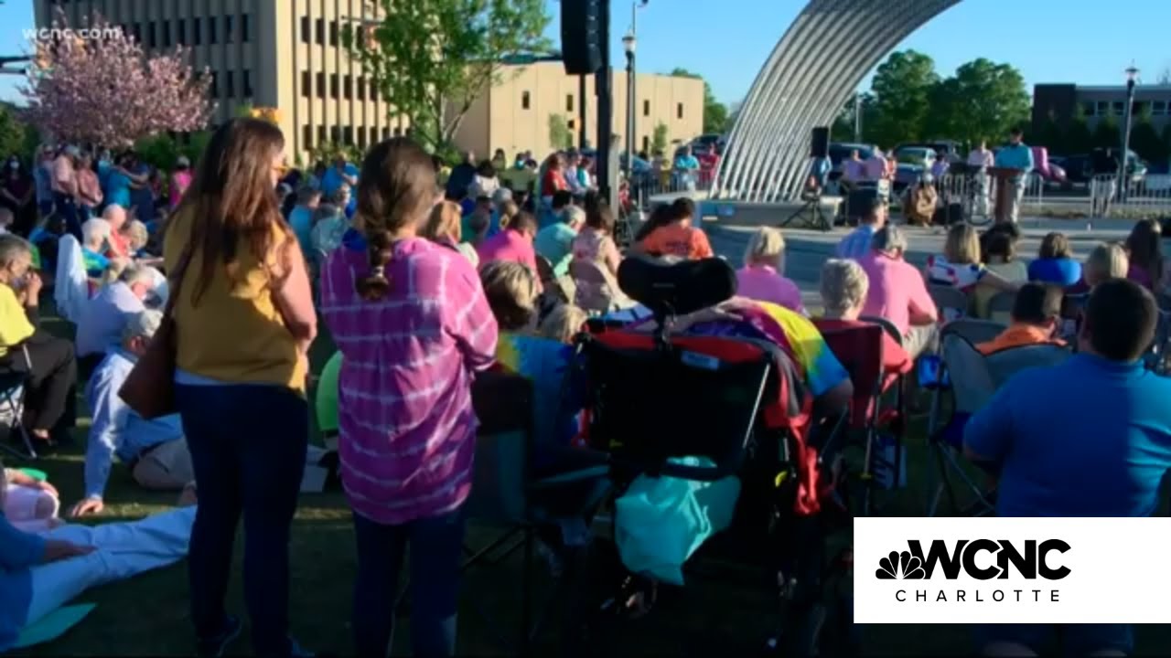 Prayer vigil held for Rock Hill shooting victims