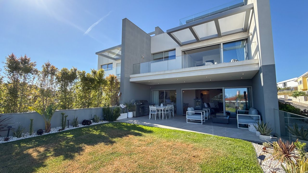 MORADIA T4 LUXO | CONDOMÍNIO FECHADO | MOBILADA | ARRENDAMENTO