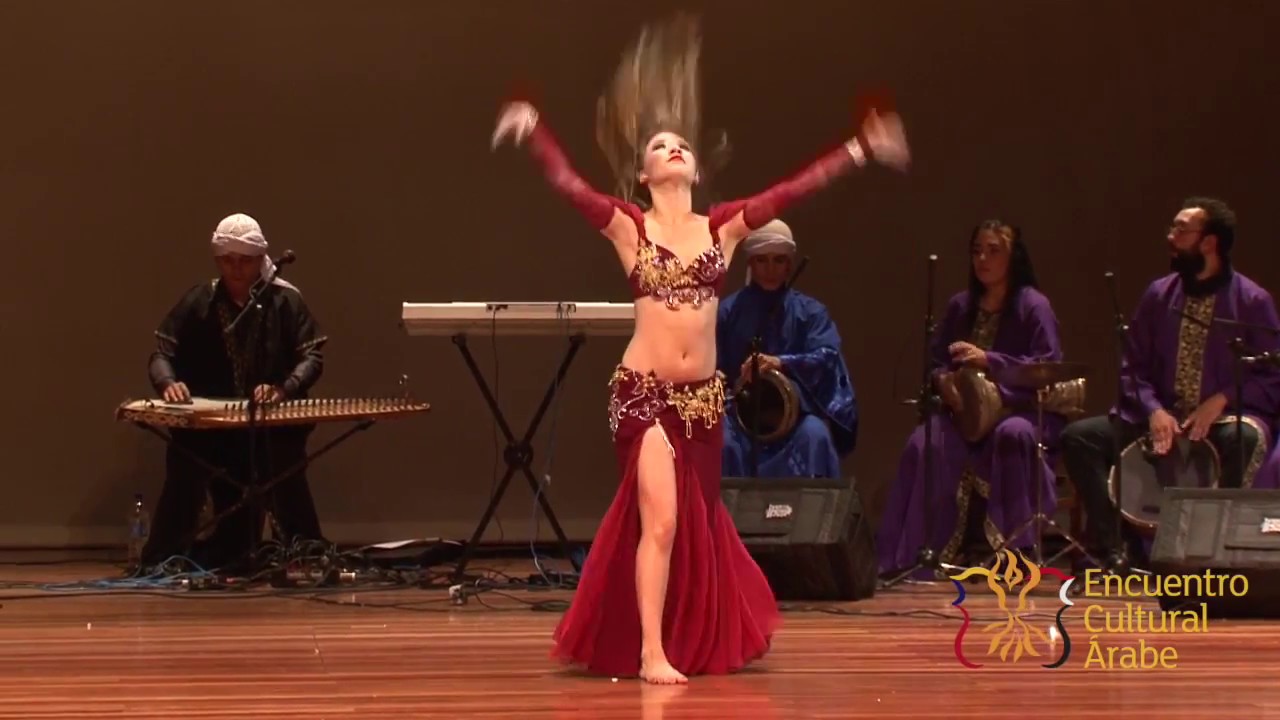 NATALIA, 1er PUESTO EN COMPETENCIA, CATEGORÍA SOLISTA PROFESIONAL, ENCUENTRO CULTURAL ÁRABE 2017