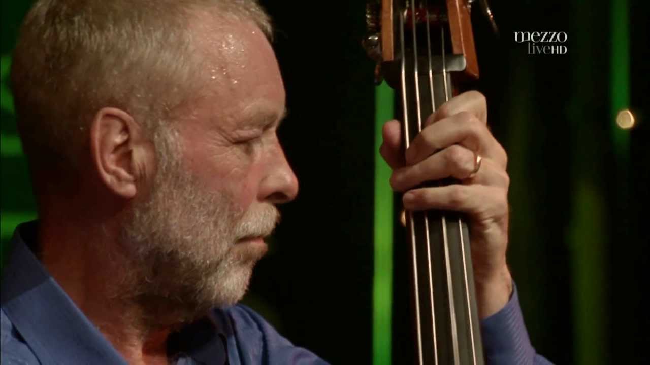 Dave Holland Quintet - How's Never