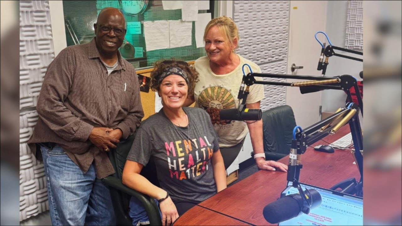 Play It Forward~WUSB 10/3/25~“Interview with Aynisa Leonardo-Creative Arts Therapist Extraordinaire”
