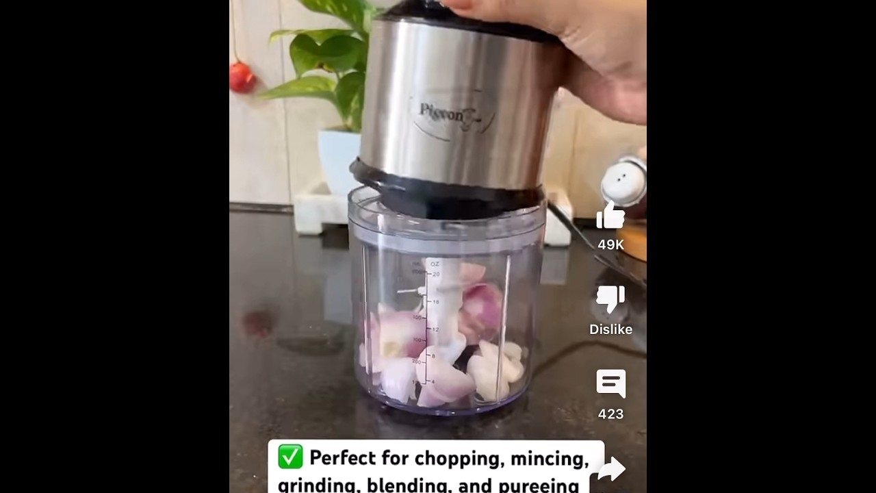 Pigeon Ultra Fast Electric Chopper for Kitchen,Vegetable Chopper,Cutter,Chop,Mince,Dice,Whisk, Blend