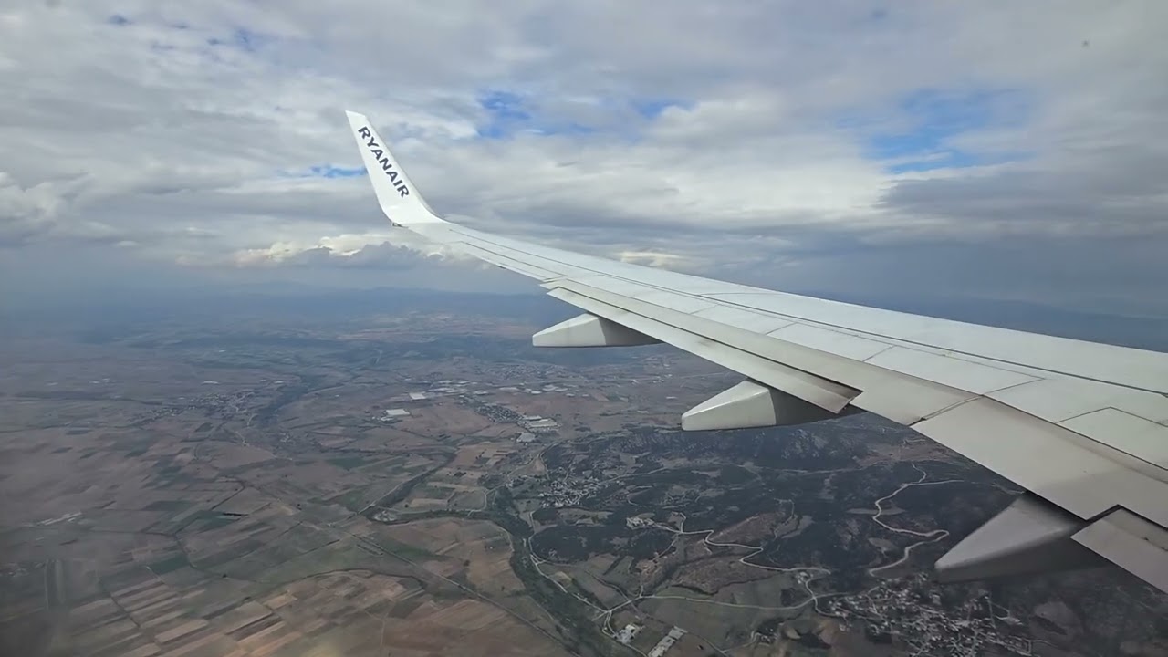 Landing in Thessaloniki Airport #b737