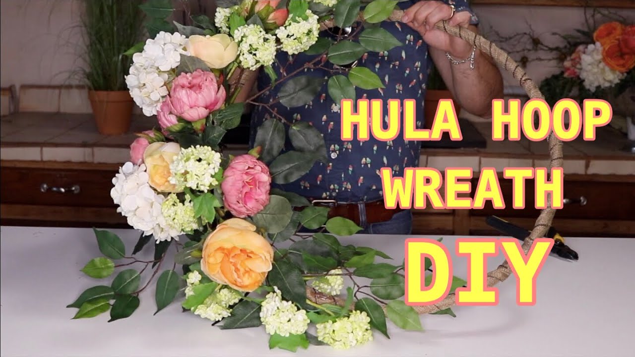 Summer Wreath Idea Using A Dollar Tree  Hula Hoop / Easy Budget Ideas