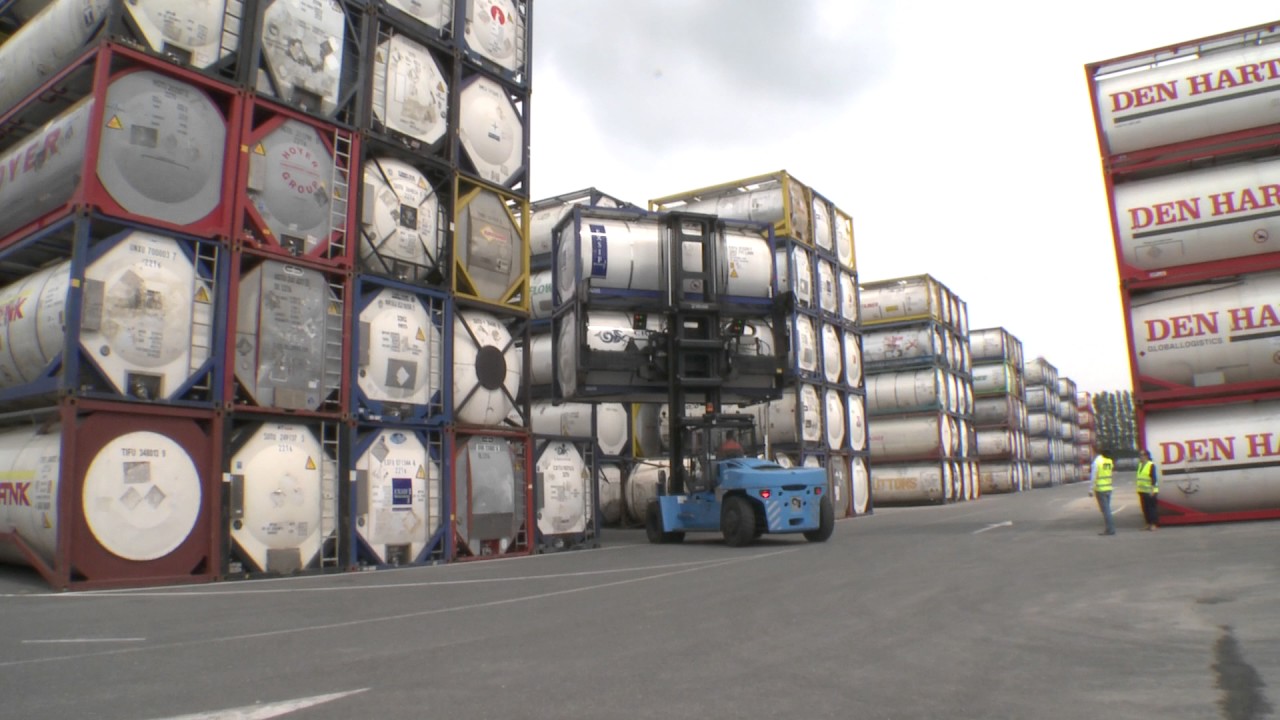 Ontdek hoe Kees in ‘t Veen Tanktransporten met behulp van Scania het verschil maakt.
