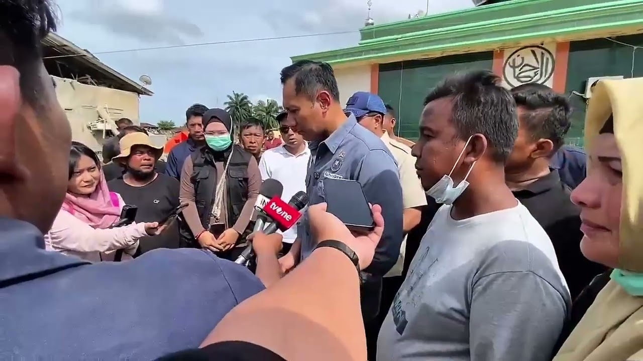 Pak Menko AHY meninjau lokasi terdampak Bencana Banjir Bandang Aceh Tamiang