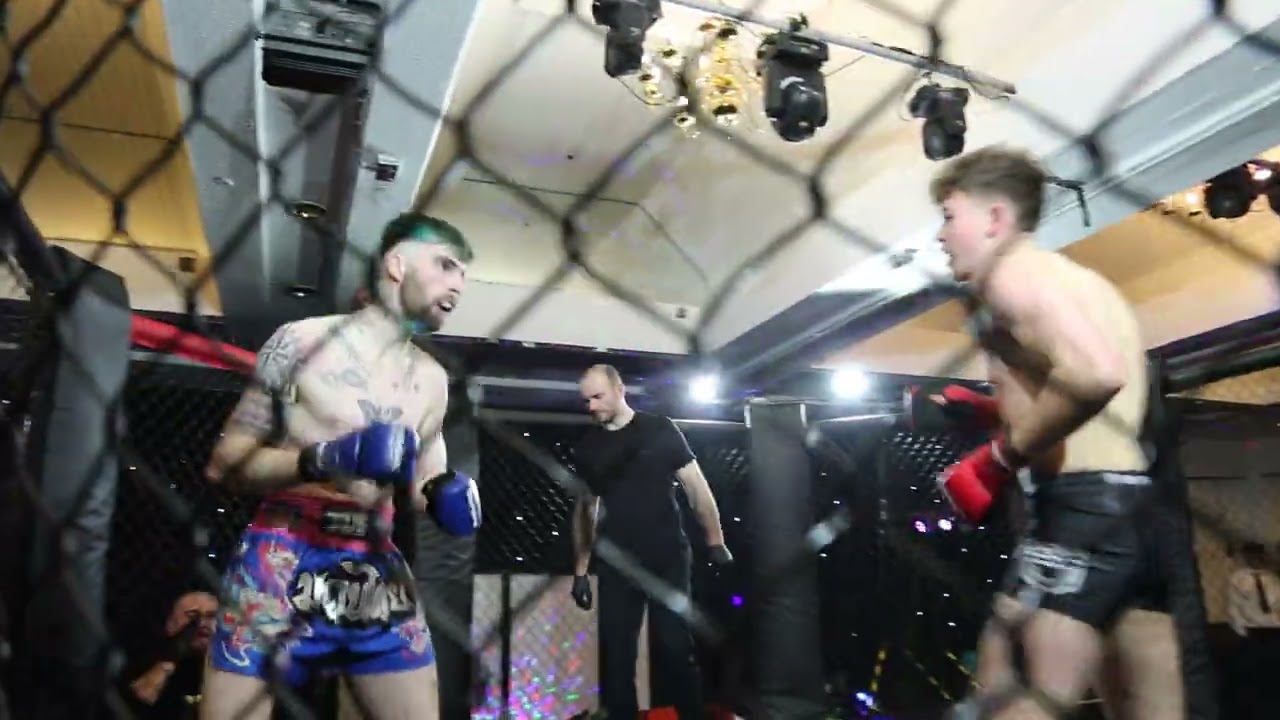 ULTRA MMA   GLASGOW   221124   FIGHT 11   CALLUM NOON VS WILLIAM CAMPBELL